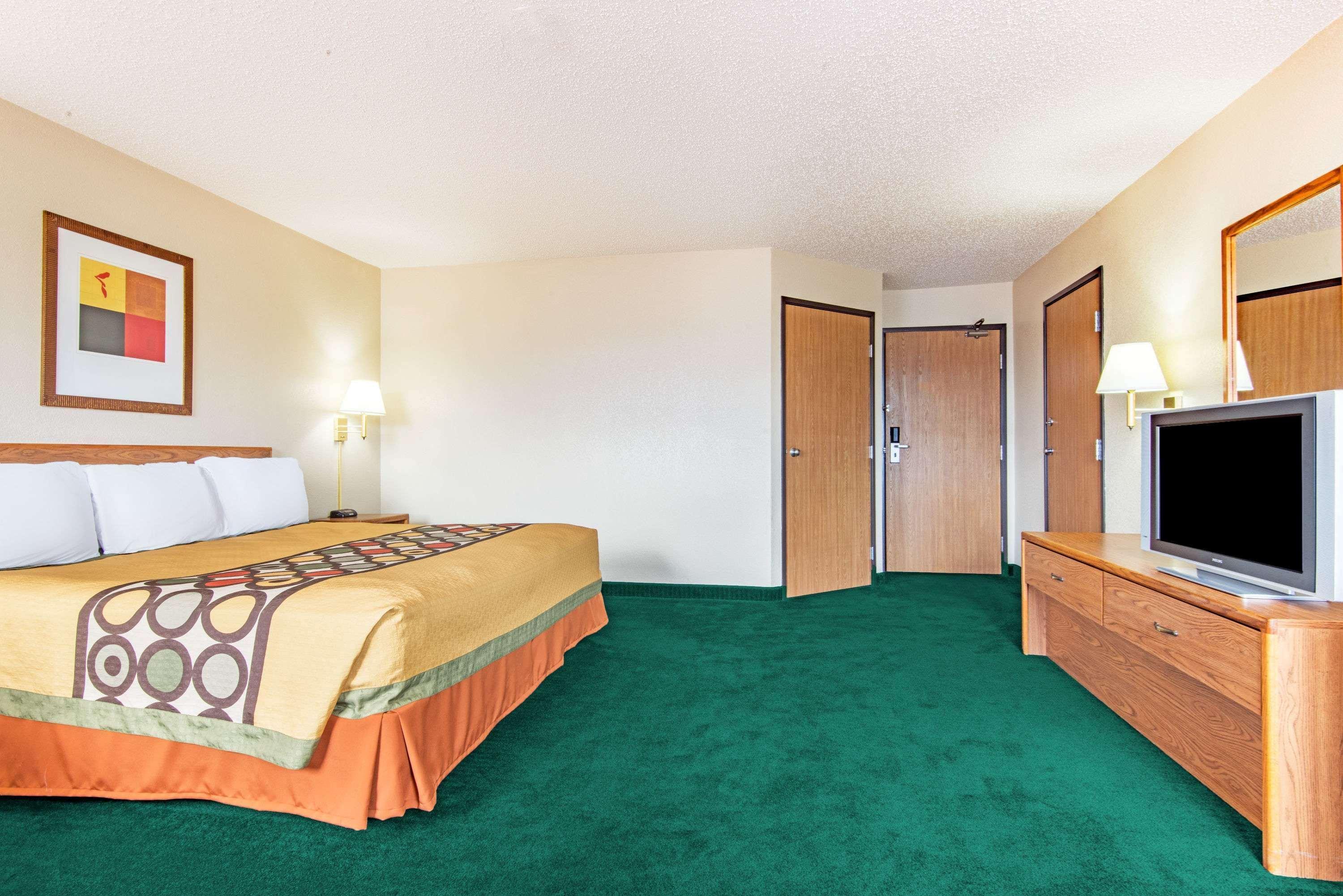 Super 8 By Wyndham Trinidad Hotel Екстериор снимка