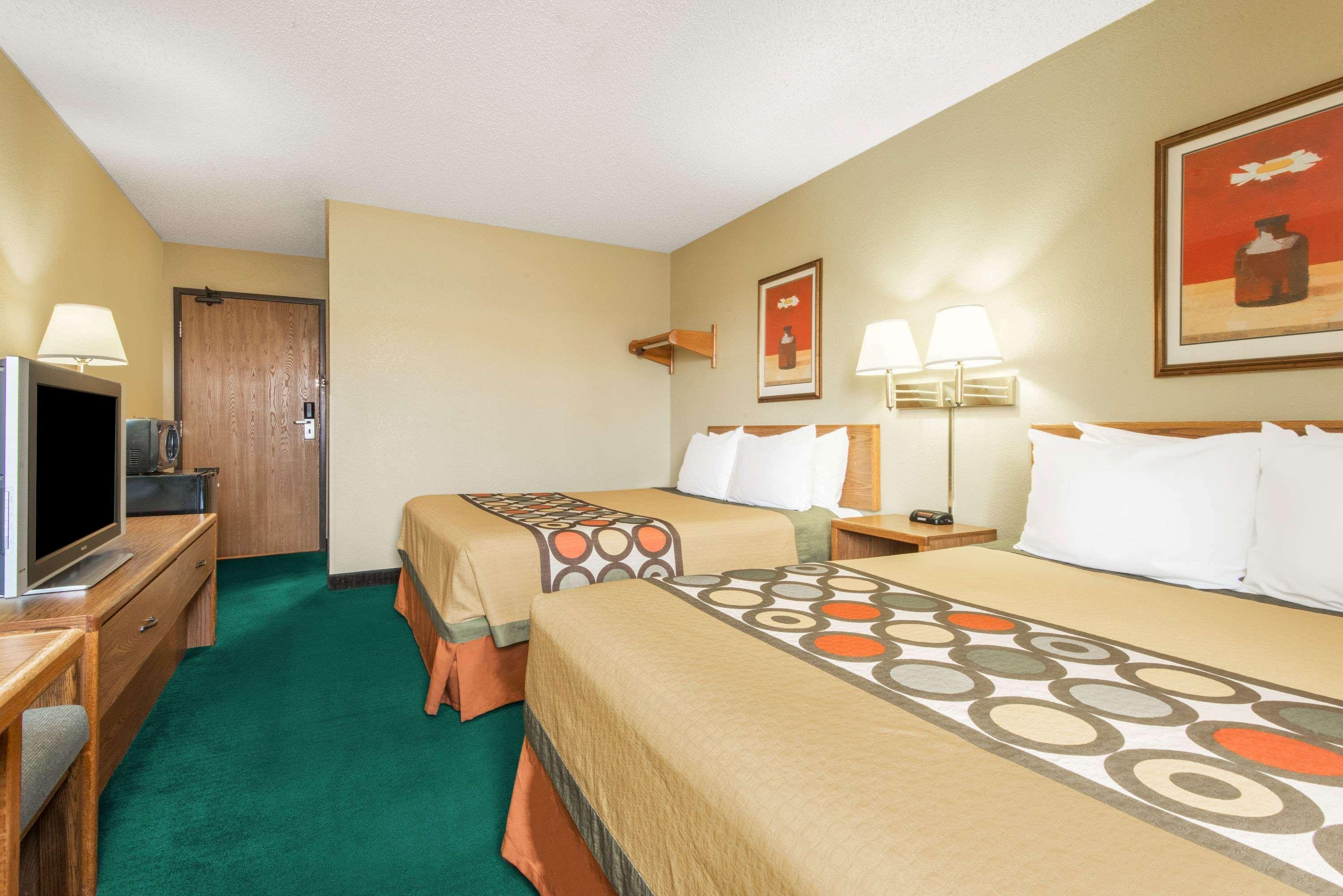 Super 8 By Wyndham Trinidad Hotel Екстериор снимка