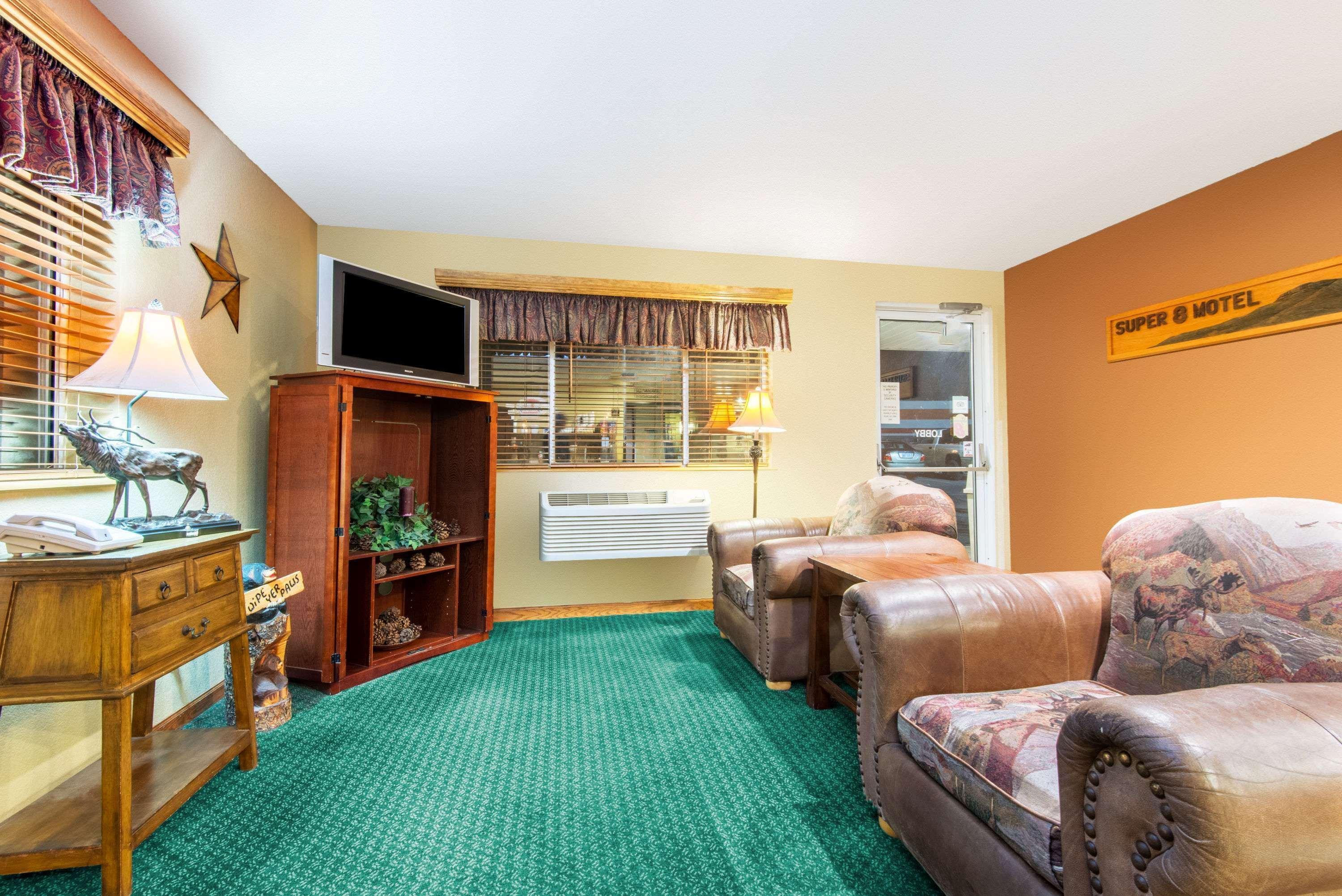 Super 8 By Wyndham Trinidad Hotel Екстериор снимка