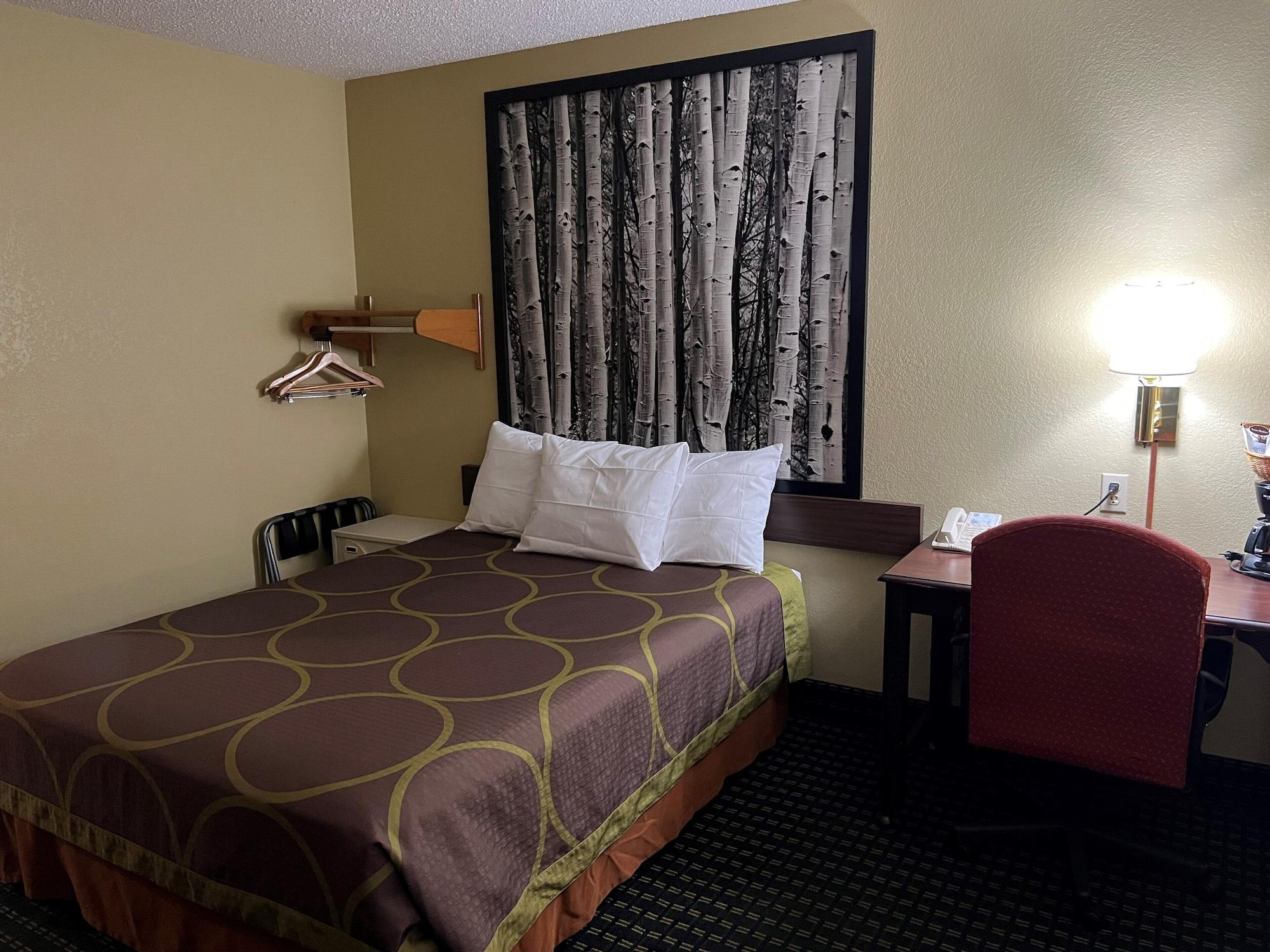 Super 8 By Wyndham Trinidad Hotel Екстериор снимка