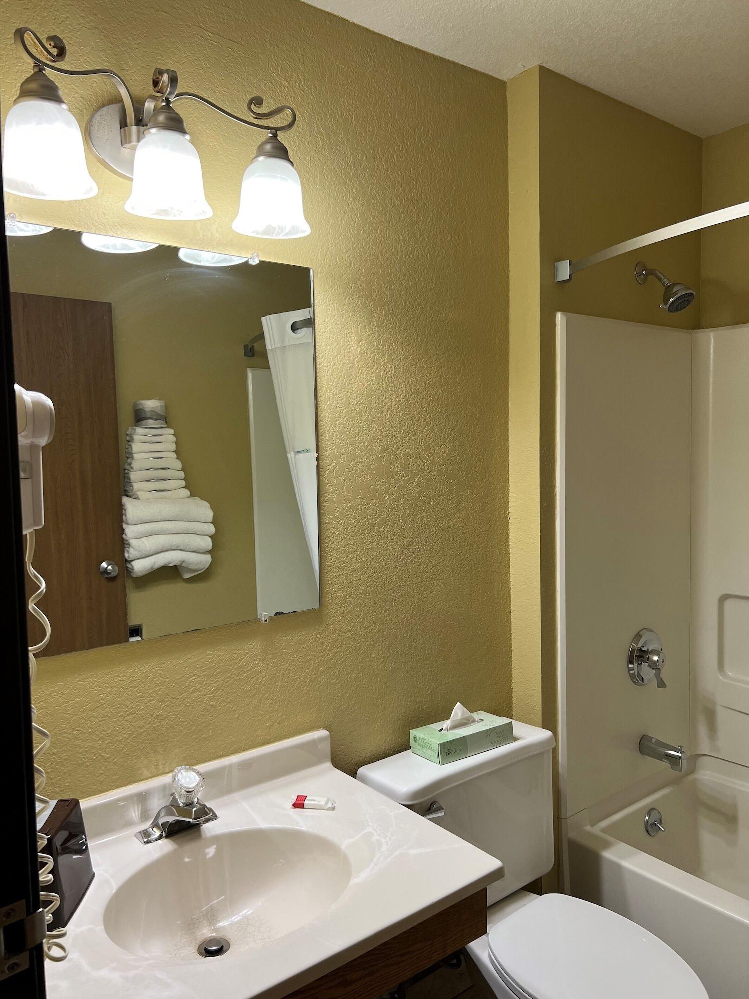Super 8 By Wyndham Trinidad Hotel Екстериор снимка