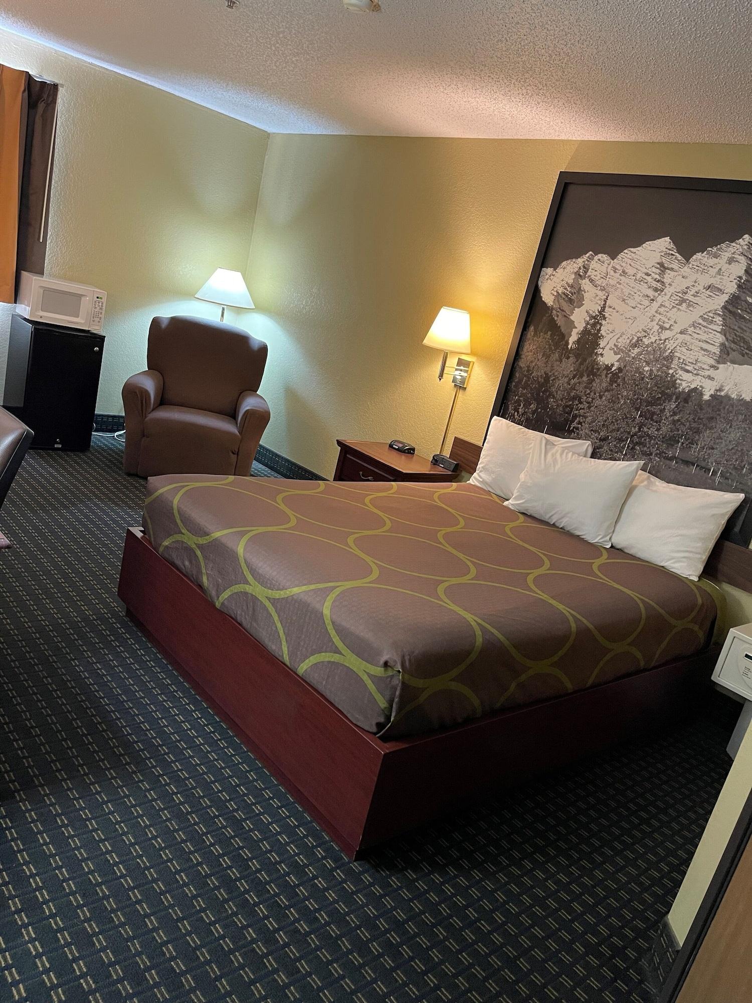 Super 8 By Wyndham Trinidad Hotel Екстериор снимка