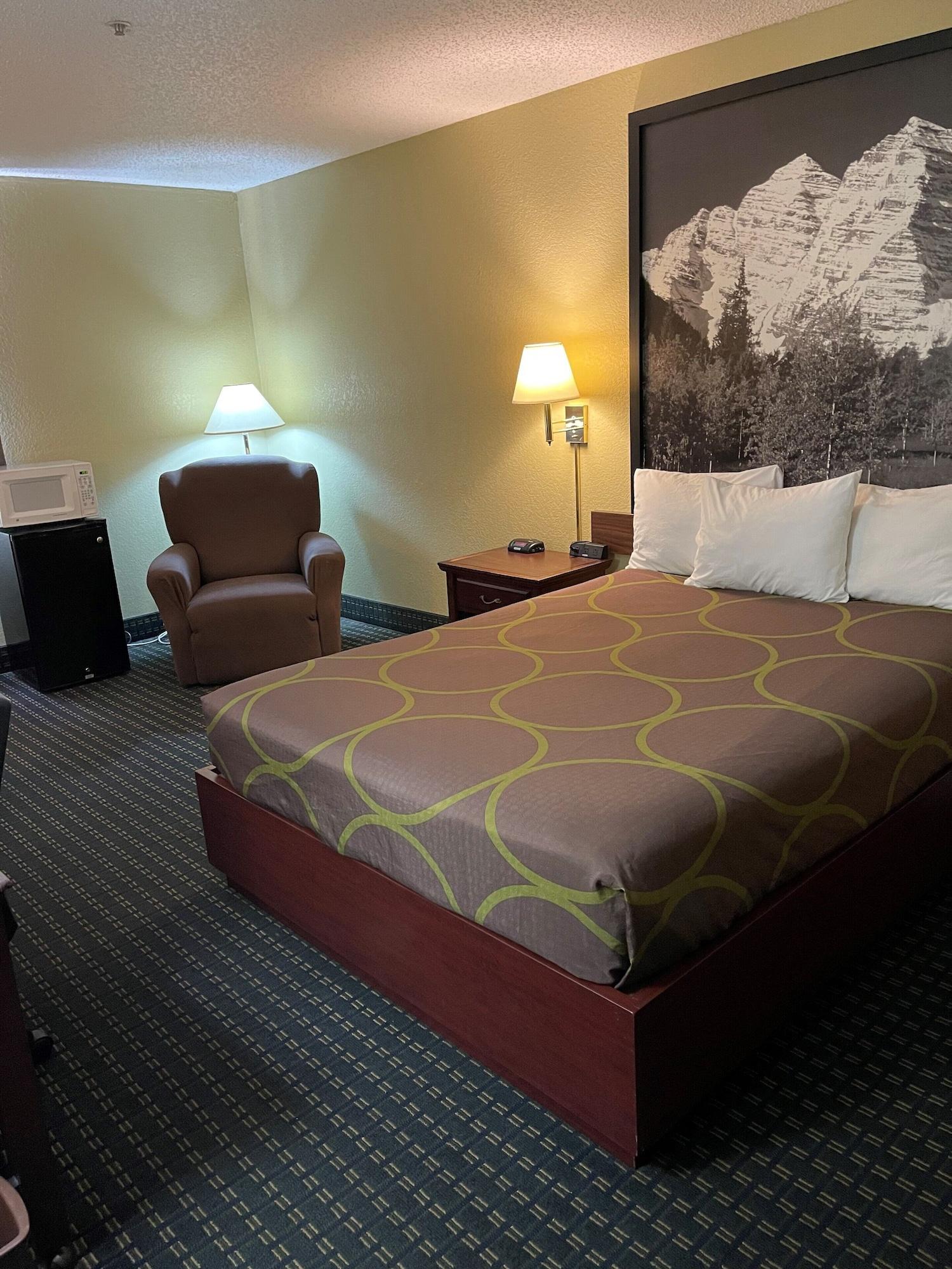 Super 8 By Wyndham Trinidad Hotel Екстериор снимка