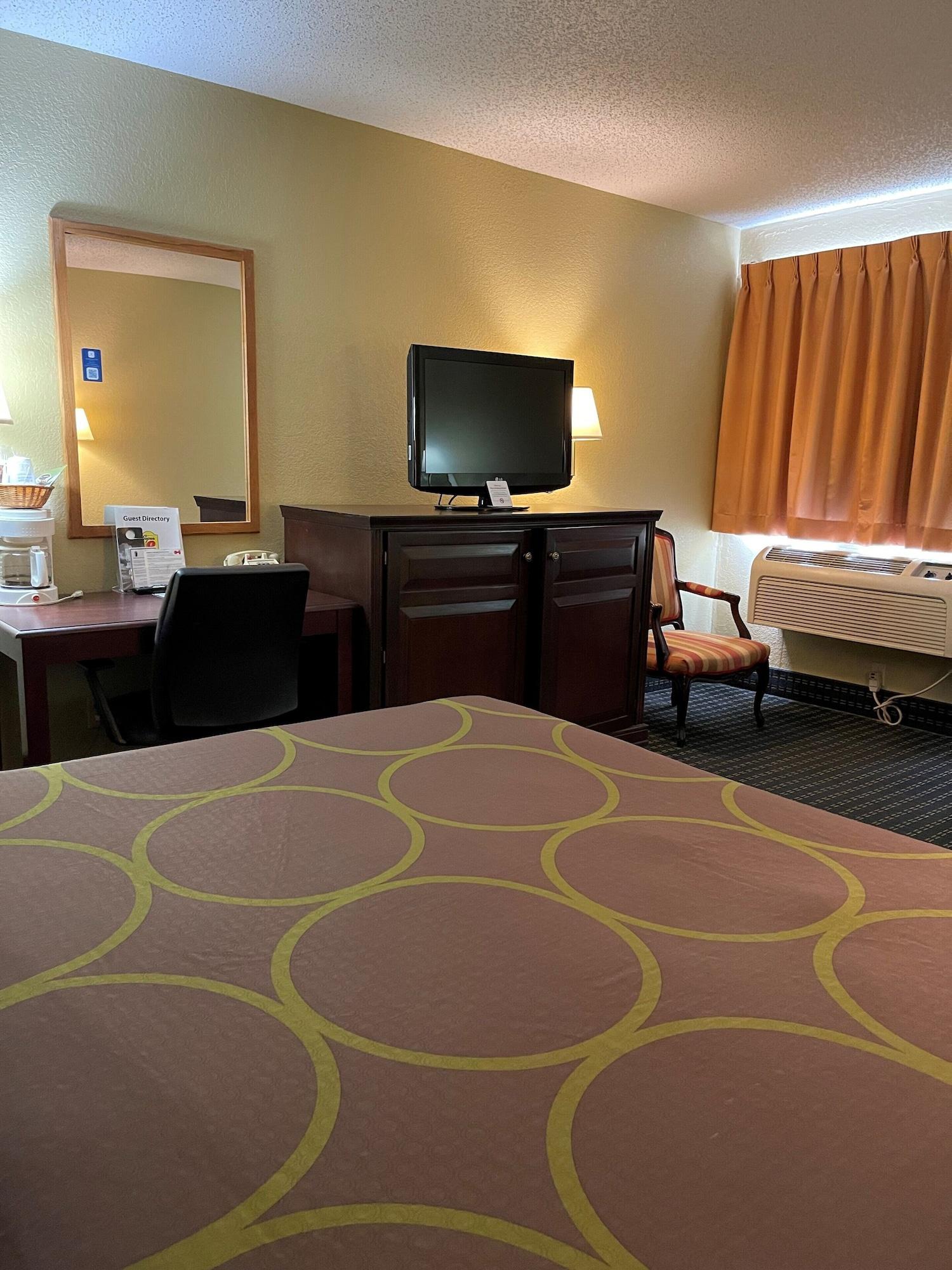 Super 8 By Wyndham Trinidad Hotel Екстериор снимка