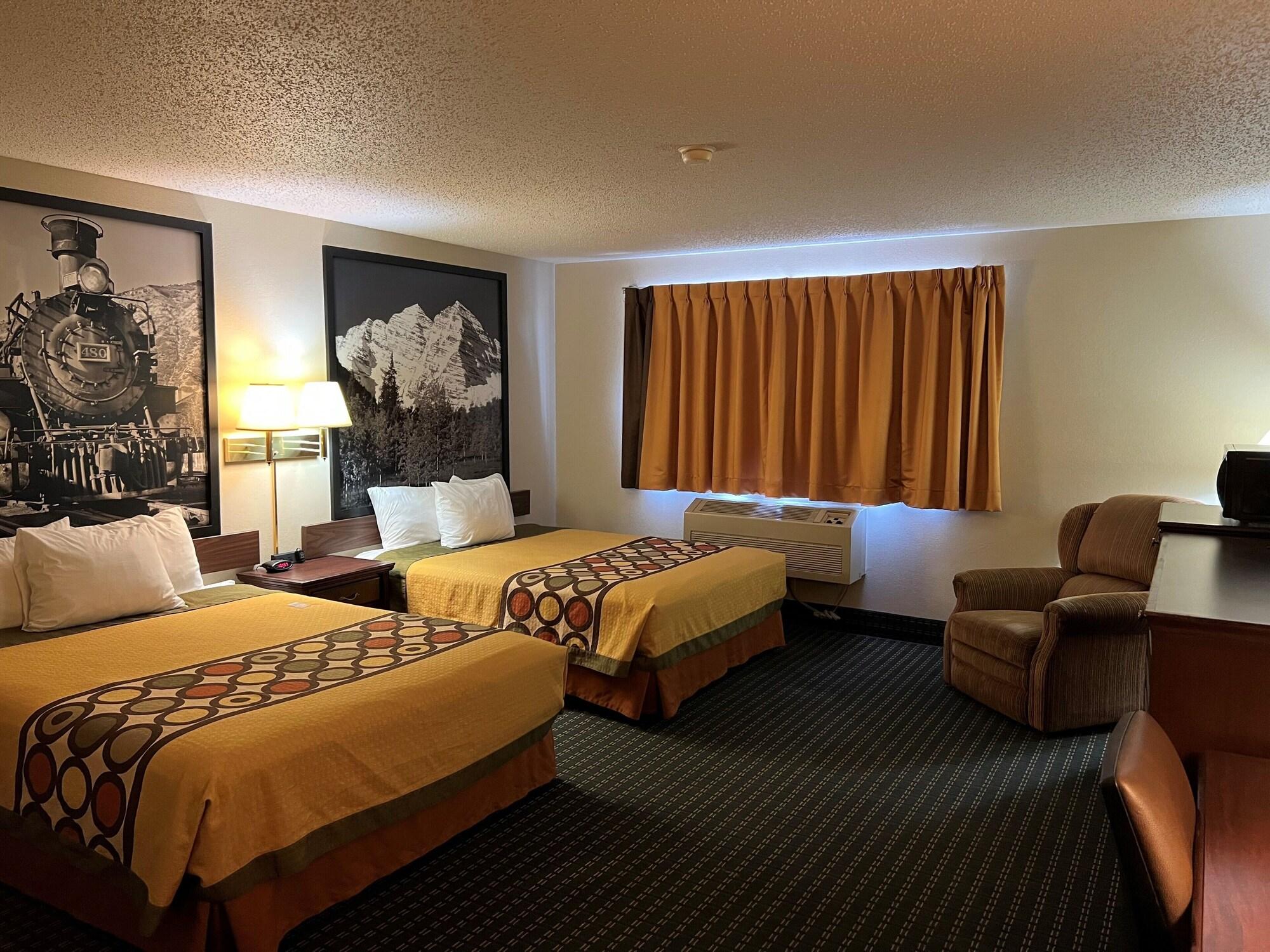 Super 8 By Wyndham Trinidad Hotel Екстериор снимка