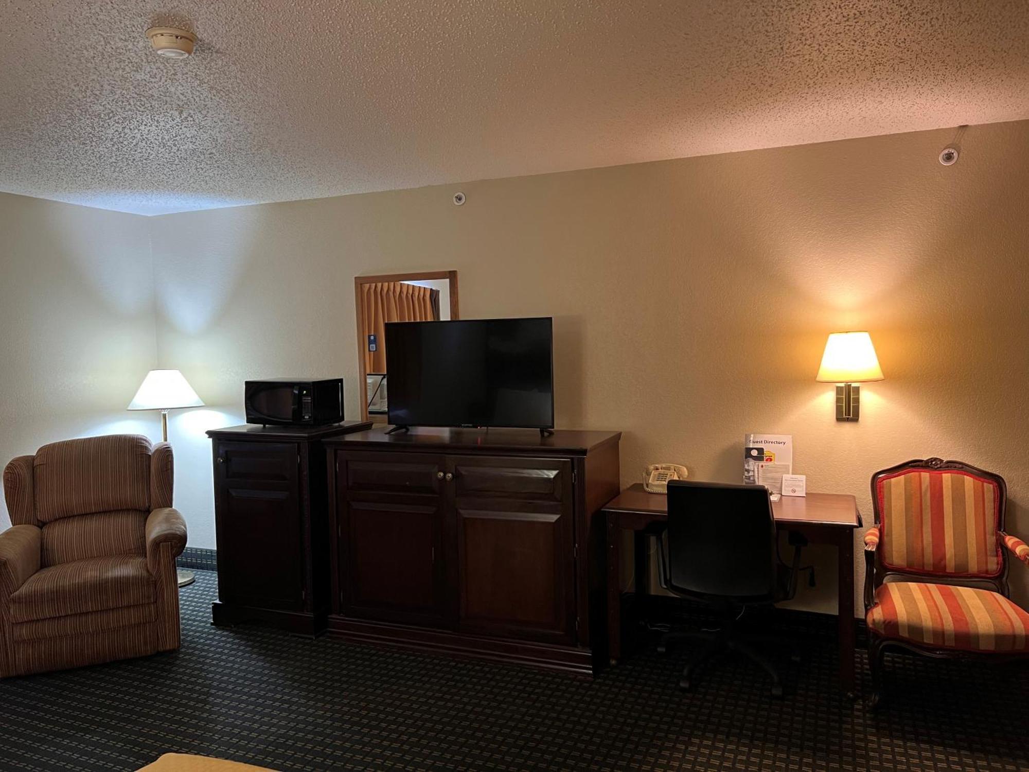 Super 8 By Wyndham Trinidad Hotel Стая снимка